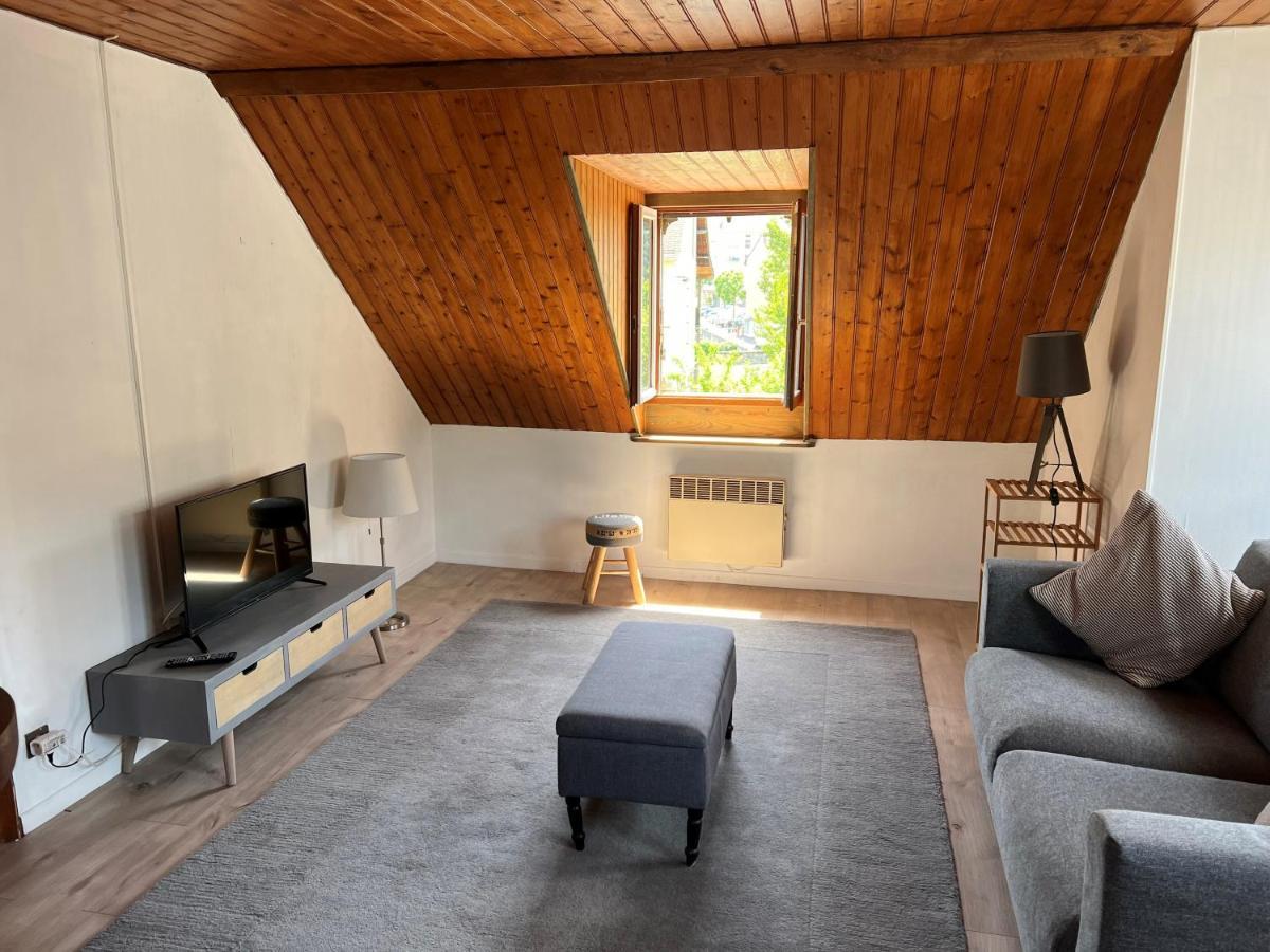 Top Floor Apartment With Mountain Views In The Centre Of Argeles Gazost Eksteriør bilde